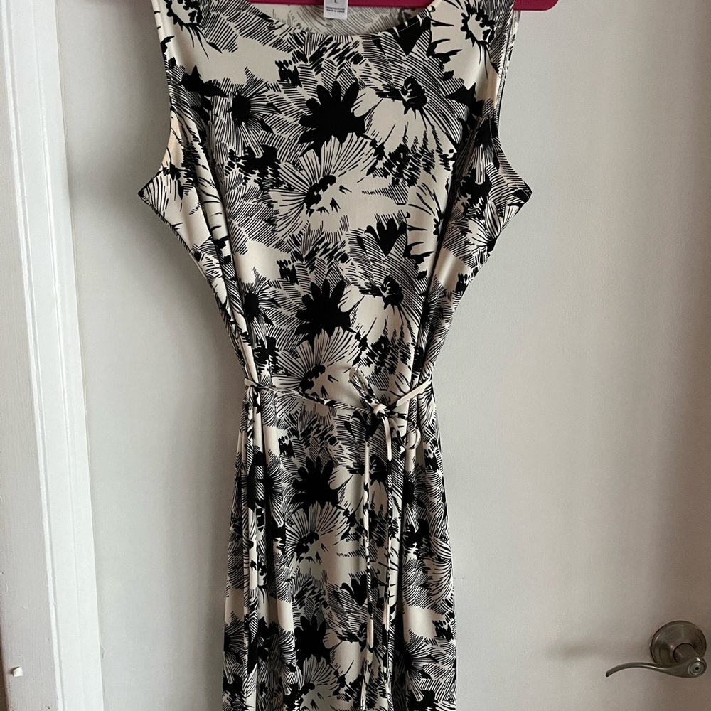 LOFT B&W Knit Sleeveless Dress Size L/10-12 - Picture 3 of 9